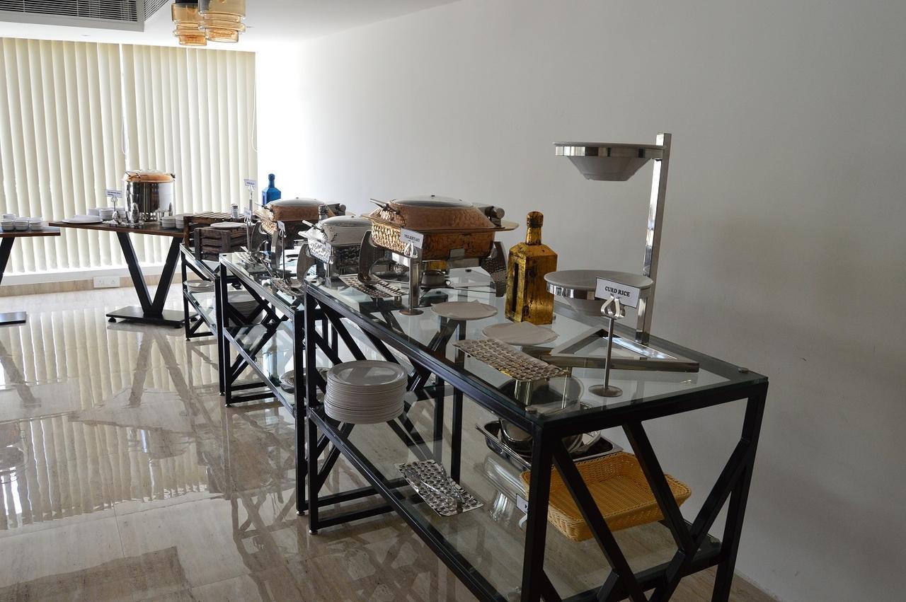 Vivid A Boutique Hotel Tiruchirappalli Экстерьер фото